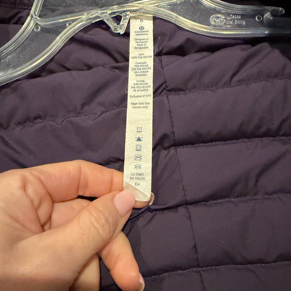 Lululemon jacket - Picture 3 of 3